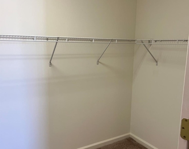 162 Springwood Lane - Photo Thumbnail 7