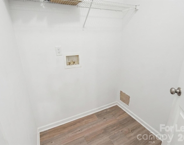 15469 Asterwind Court - Photo Thumbnail 12