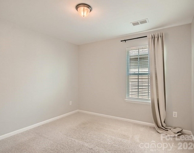 8123 Cornhill Avenue - Photo Thumbnail 21