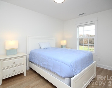 1076 Startown Road - Photo Thumbnail 32