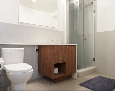222 East 111th Street - Photo Thumbnail 6