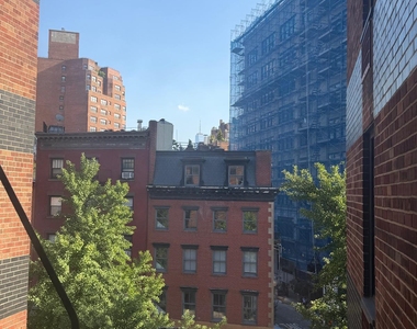 West 13th Street - Photo Thumbnail 9
