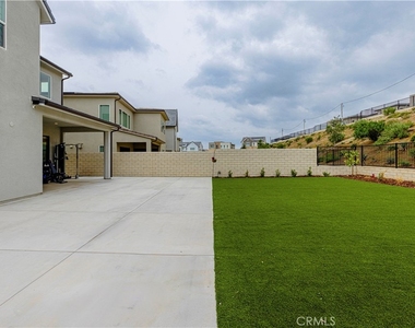 27526 Elderberry Drive - Photo Thumbnail 35