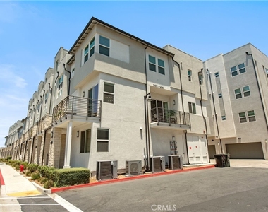 1426 S Urbana - Photo Thumbnail 27