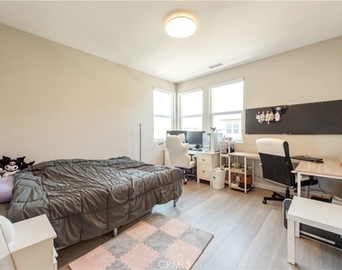 1426 S Urbana - Photo Thumbnail 17