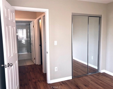 3711 Baldwin - Photo Thumbnail 9