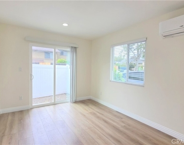 1016 Bennington - Photo Thumbnail 12