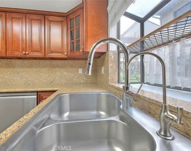 319 N Lincoln Apt A - Photo Thumbnail 28