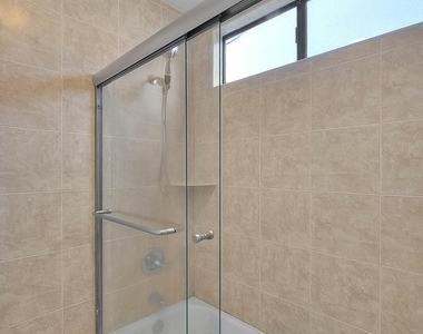 319 N Lincoln Apt A - Photo Thumbnail 39