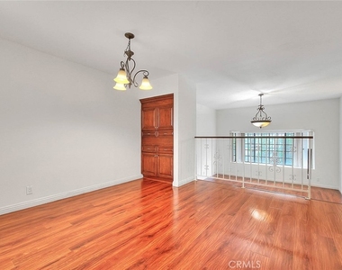 319 N Lincoln Apt A - Photo Thumbnail 18
