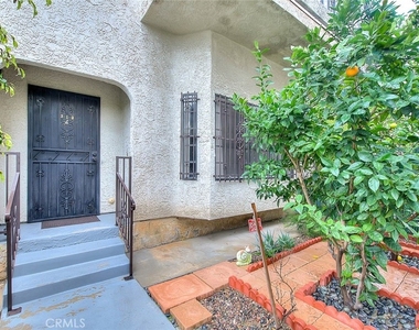 319 N Lincoln Apt A - Photo Thumbnail 35