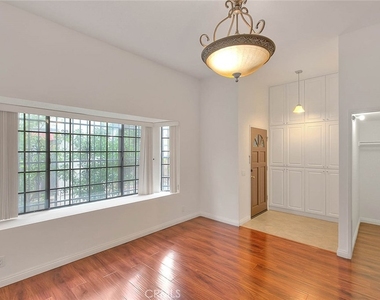 319 N Lincoln Apt A - Photo Thumbnail 21