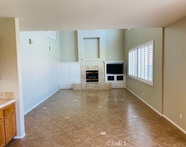29720 Rossiter Road - Photo Thumbnail 12