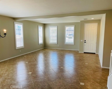 29720 Rossiter Road - Photo Thumbnail 10