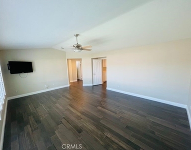 29720 Rossiter Road - Photo Thumbnail 41