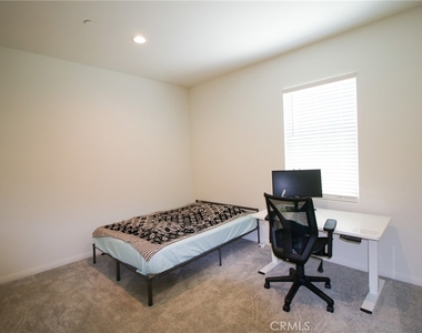 31516 Buckeye Way - Photo Thumbnail 17