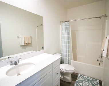31516 Buckeye Way - Photo Thumbnail 14