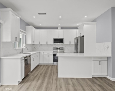 15836 Eccles Street - Photo Thumbnail 16