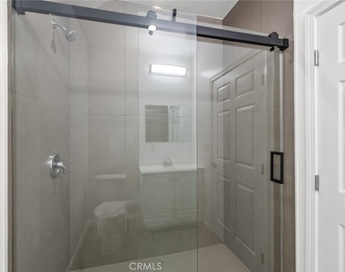 15836 Eccles Street - Photo Thumbnail 12