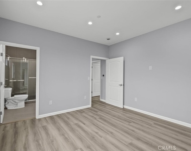 15836 Eccles Street - Photo Thumbnail 28
