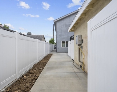 15836 Eccles Street - Photo Thumbnail 7