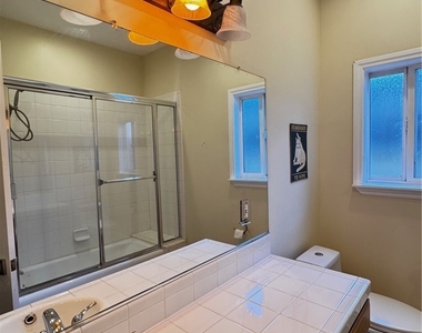 14320 Hortense Street - Photo Thumbnail 15