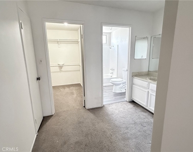 8341 De Soto - Photo Thumbnail 7