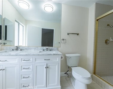 24221 Hatteras Street - Photo Thumbnail 27