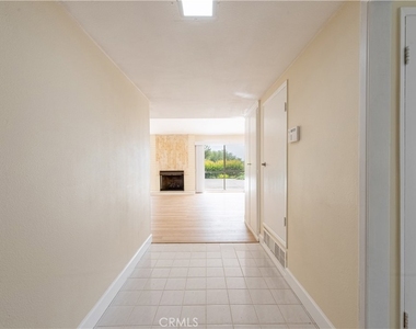 24221 Hatteras Street - Photo Thumbnail 5