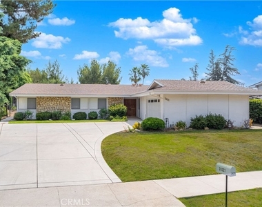 24221 Hatteras Street - Photo Thumbnail 52