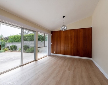 24221 Hatteras Street - Photo Thumbnail 14