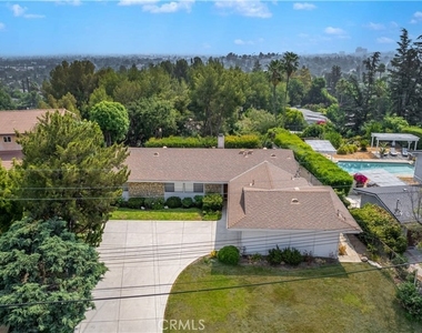 24221 Hatteras Street - Photo Thumbnail 49