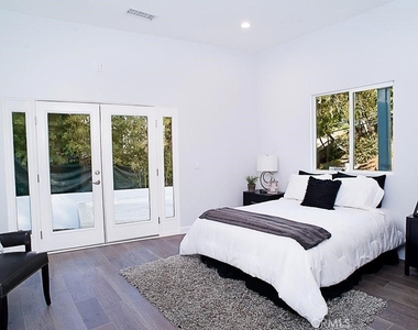 3841 Ridgemoor Drive - Photo Thumbnail 10