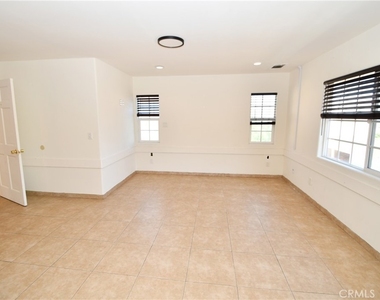 14103 Fonthill Avenue - Photo Thumbnail 13
