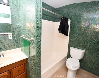 14103 Fonthill Avenue - Photo Thumbnail 34