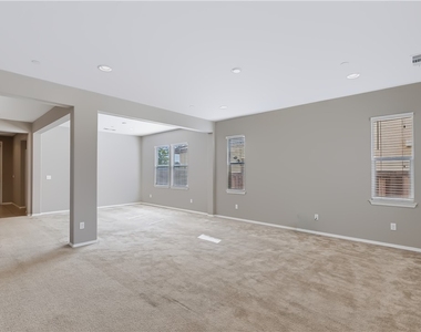 29669 Eastbank - Photo Thumbnail 6