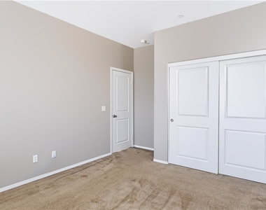 29669 Eastbank - Photo Thumbnail 30