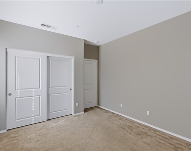 29669 Eastbank - Photo Thumbnail 14
