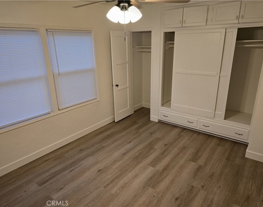 5724 California - Photo Thumbnail 11