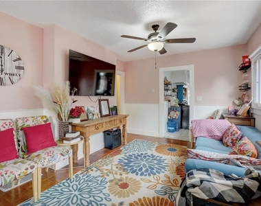 817 1/2 E Palmyra Avenue - Photo Thumbnail 4