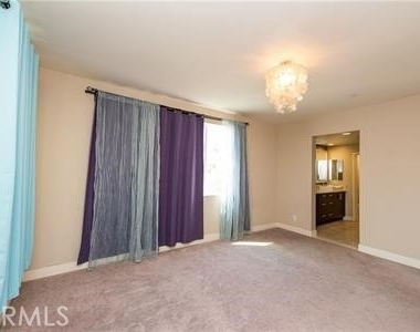 31 Gramercy - Photo Thumbnail 21