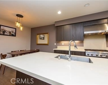 31 Gramercy - Photo Thumbnail 14