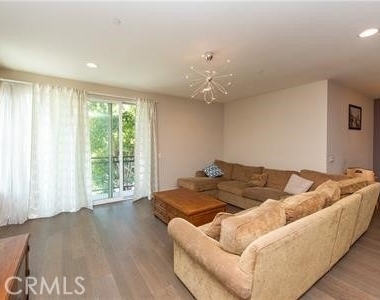 31 Gramercy - Photo Thumbnail 9