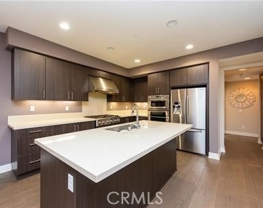 31 Gramercy - Photo Thumbnail 12