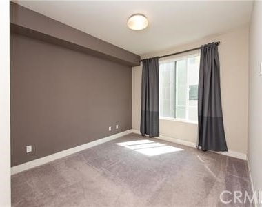 31 Gramercy - Photo Thumbnail 18