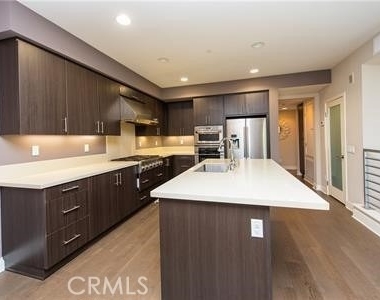 31 Gramercy - Photo Thumbnail 13