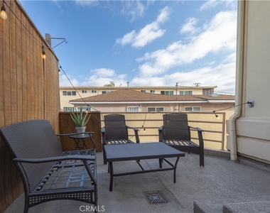 14526 Yukon Avenue - Photo Thumbnail 5
