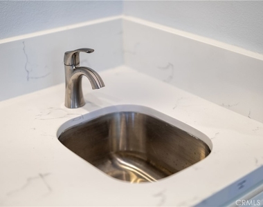 14526 Yukon Avenue - Photo Thumbnail 7