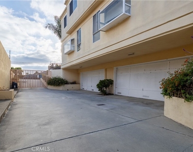 14526 Yukon Avenue - Photo Thumbnail 30