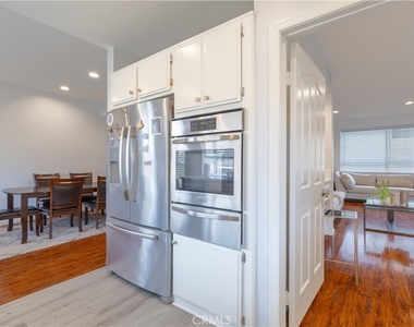 14526 Yukon Avenue - Photo Thumbnail 11
